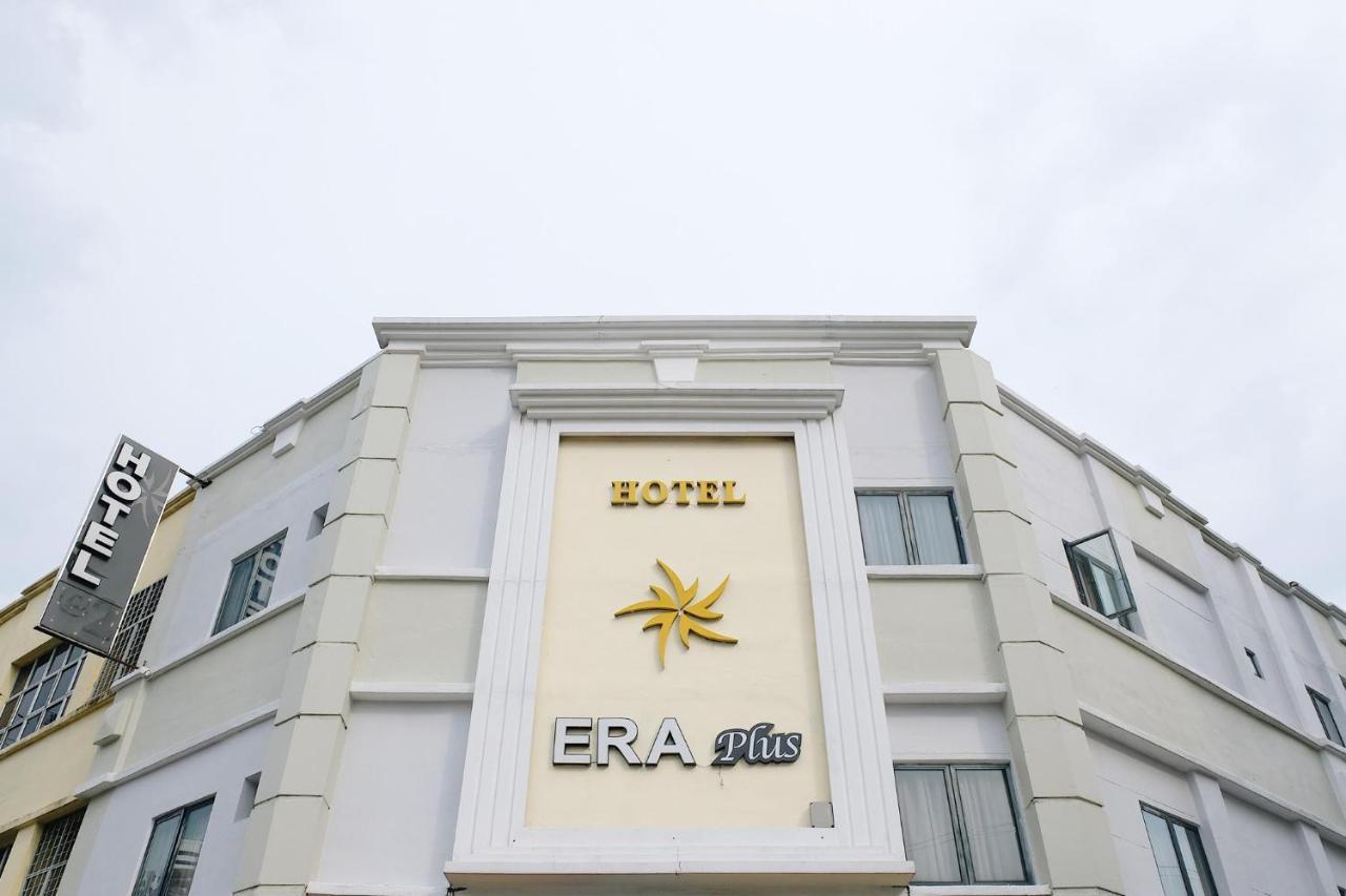 Era Plus Hotel Seri Kembangan Exterior photo