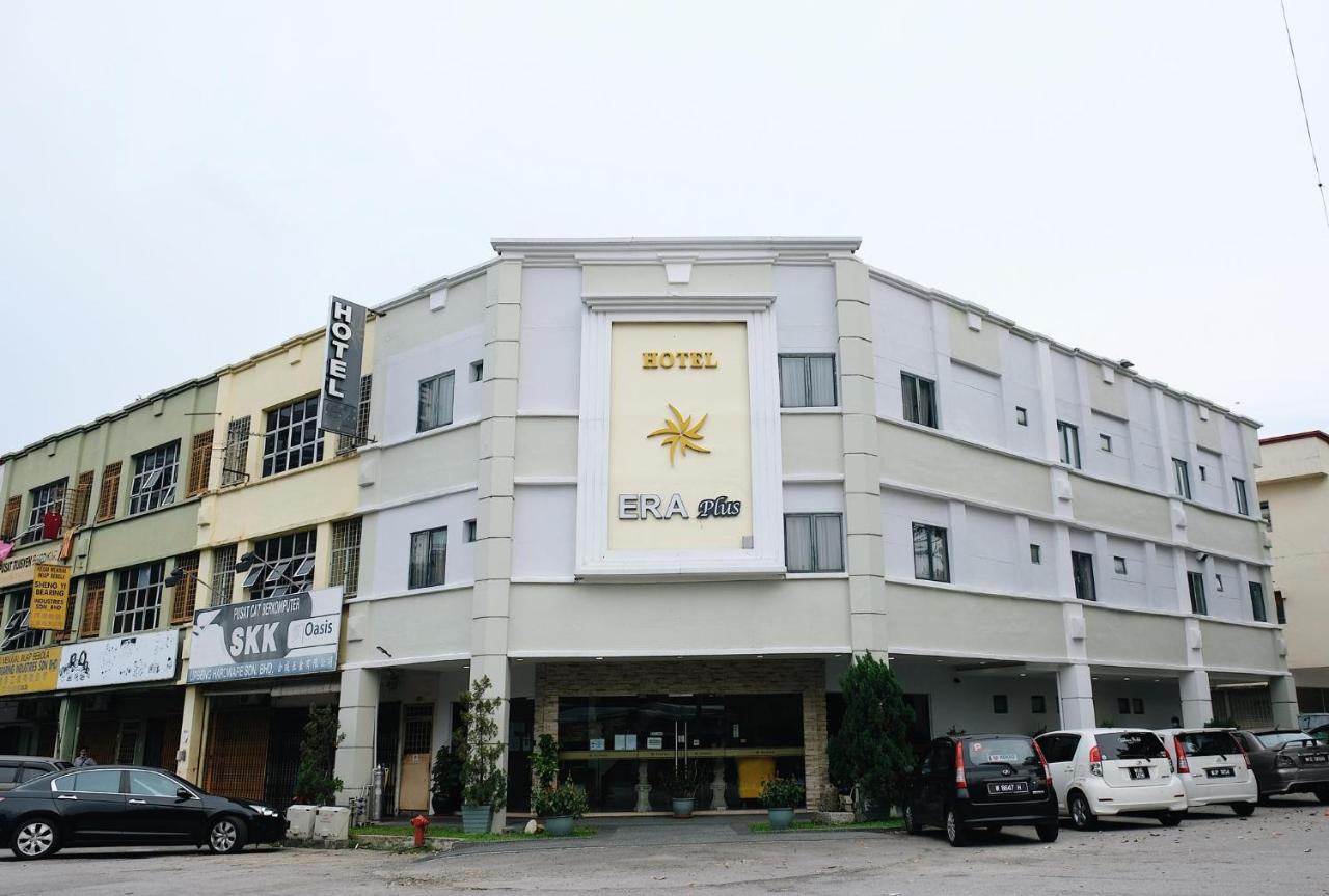 Era Plus Hotel Seri Kembangan Exterior photo